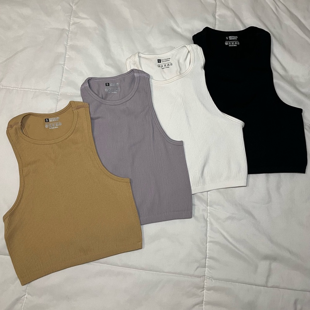 Ribbed Racerback Croped Shirt 4 piece
